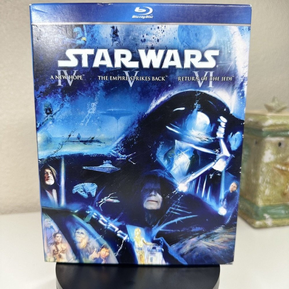 Star Wars: The Original Trilogy with original slipcover [blu-ray] DVD